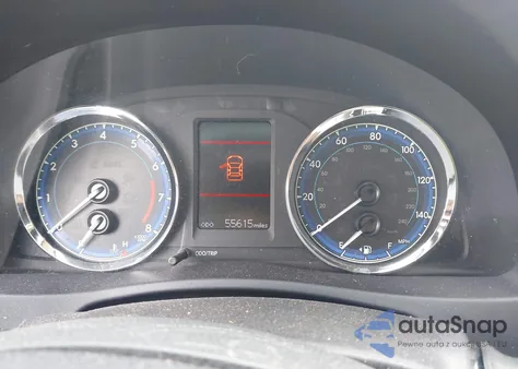 2018 Toyota Corolla Le z USA, uszkodzony, nr VIN 5YFBURHE2JP841858